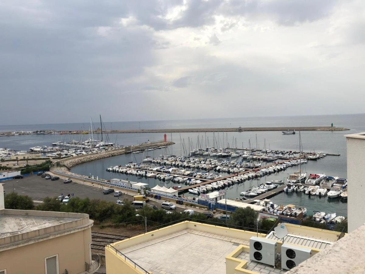 Le Terrazze Sul Mare Gallipoli Centro Экстерьер фото